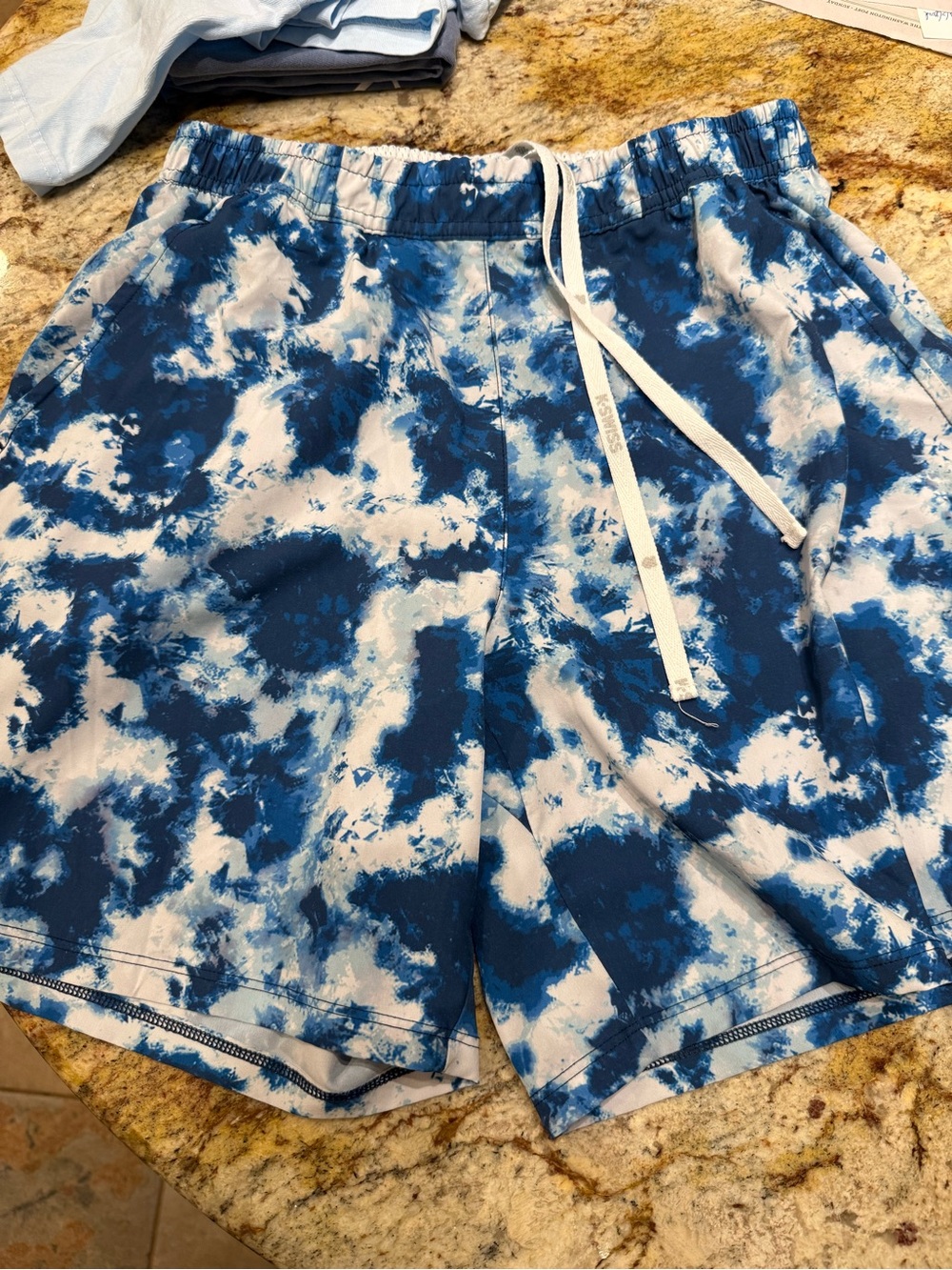 K-Swiss Blue and White Tie-Dye Athletic Shorts with Drawstring Waist
